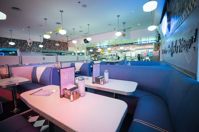 Imagen del bar/restaurante del Hotel Travelodge Cork Airport. Foto 3