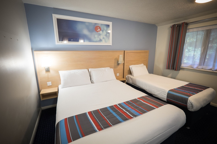 Imagen de la habitación del Hotel Travelodge Cork Airport. Foto 7