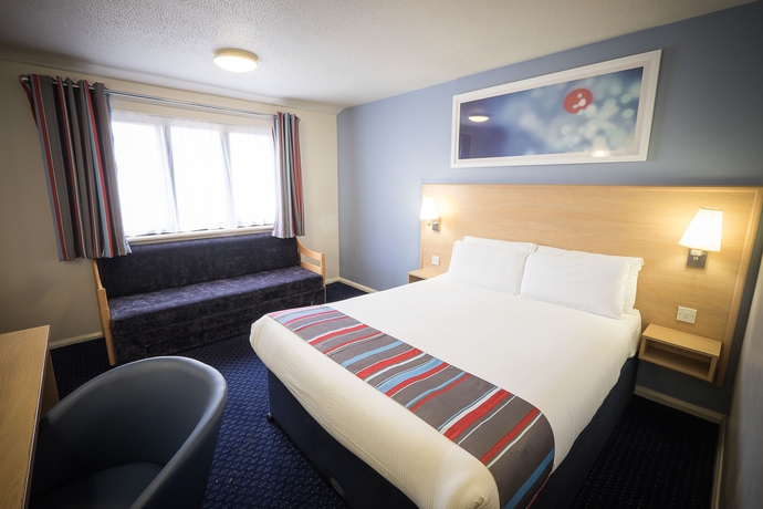 Imagen de la habitación del Hotel Travelodge Cork Airport. Foto 10