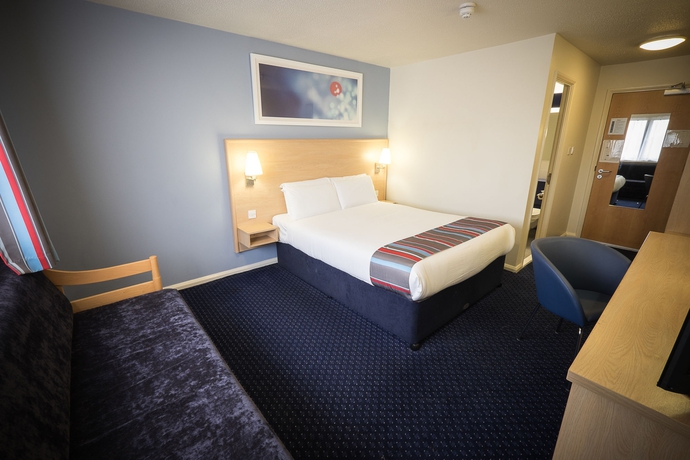 Imagen de la habitación del Hotel Travelodge Cork Airport. Foto 11