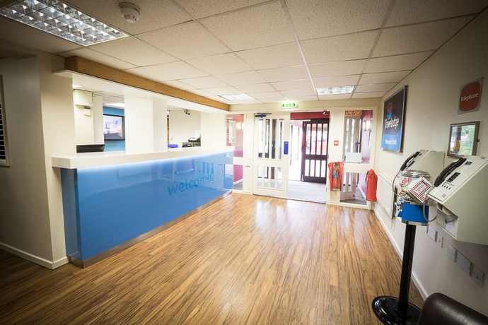 Imagen de los interiores del Hotel Travelodge Dublin Phoenix Park. Foto 16