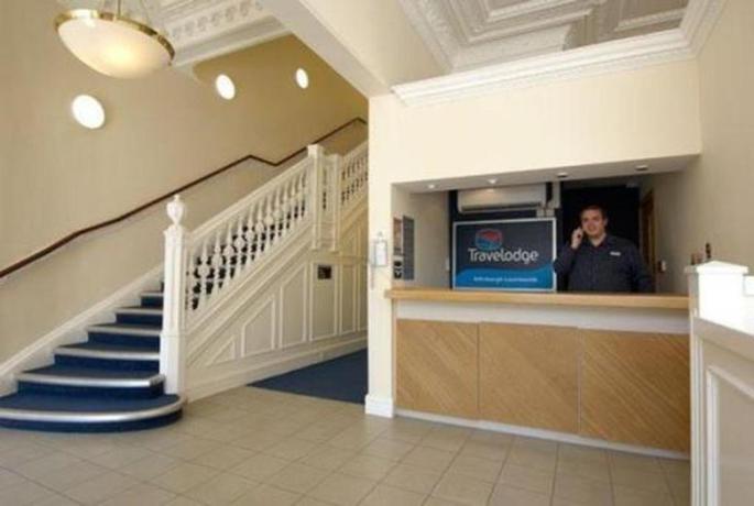 Imagen de los interiores del Hotel Travelodge Edinburgh Learmonth. Foto 9