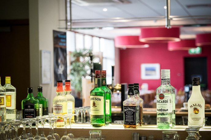 Imagen del bar/restaurante del Hotel Travelodge Galway. Foto 4