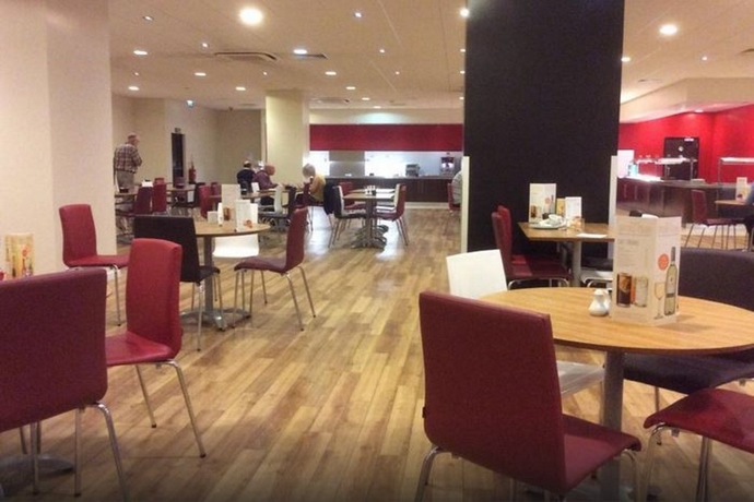 Imagen general del Hotel Travelodge Gatwick Airport Central. Foto 3