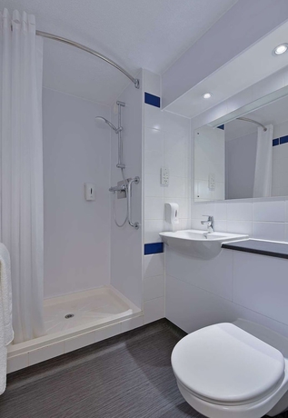 Imagen de la habitación del Hotel Travelodge Glasgow Airport. Foto 11