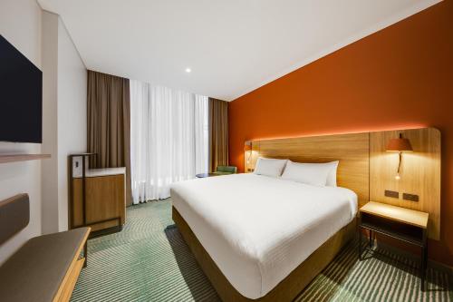 Imagen de la habitación del Hotel Travelodge Hotel Hurstville Sydney. Foto 6