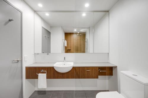 Imagen de la habitación del Hotel Travelodge Hotel Hurstville Sydney. Foto 9