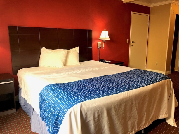 Imagen de la habitación del Hotel Travelodge Inn And Suites Gardena CA. Foto 10
