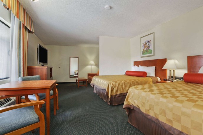 Imagen de la habitación del Hotel Travelodge Inn and Suites By Wyndham Anaheim On Disneyland Dr. Foto 4