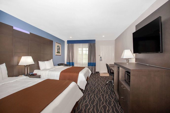 Imagen de la habitación del Hotel Travelodge Inn and Suites By Wyndham Anaheim On Disneyland Dr. Foto 11