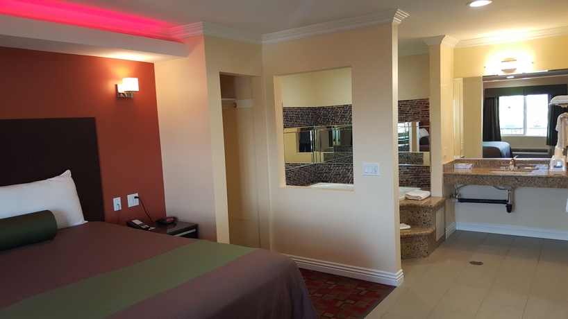 Imagen de la habitación del Hotel Travelodge Inn and Suites By Wyndham Bell Los Angeles Area. Foto 10