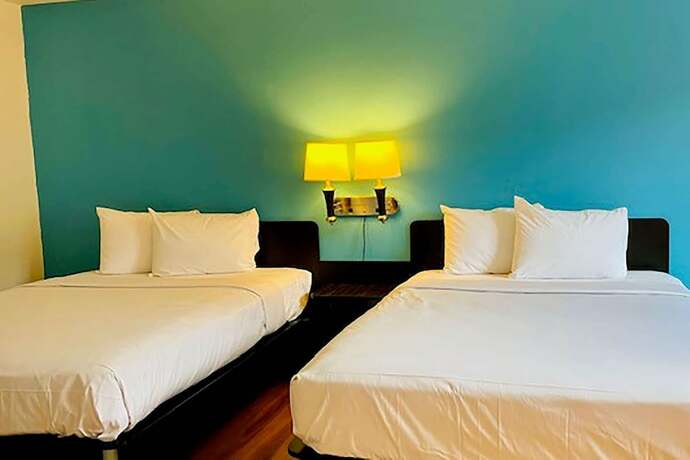 Imagen de la habitación del Hotel Travelodge Inn and Suites by Wyndham Missoula University Park. Foto 4