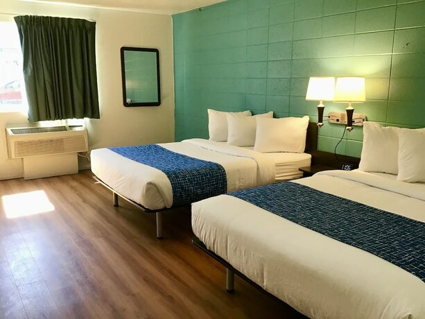 Imagen de la habitación del Hotel Travelodge Inn and Suites by Wyndham Missoula University Park. Foto 7