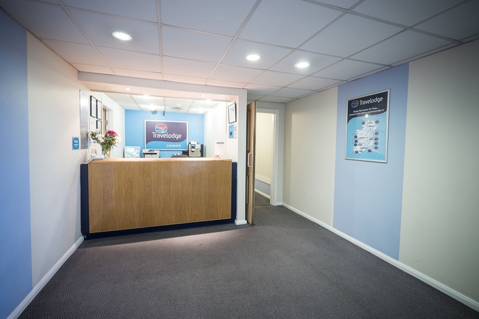 Imagen de los interiores del Hotel Travelodge Limerick Ennis Road. Foto 15