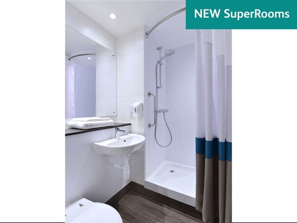 Imagen de la habitación del Hotel Travelodge London City Airport. Foto 13