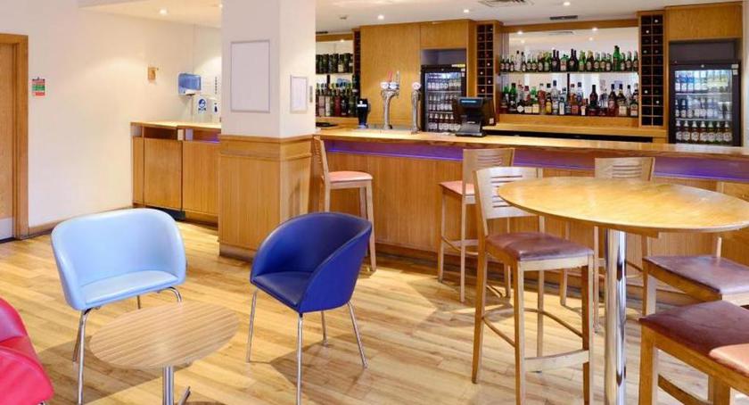 Imagen del bar/restaurante del Hotel Travelodge London Farringdon. Foto 5