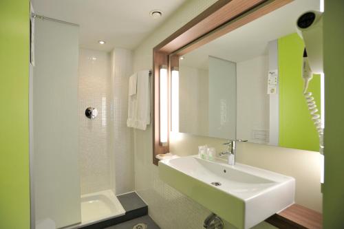 Imagen de la habitación del Hotel Travelodge Málaga Airport. Foto 16