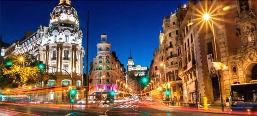 Imagen de los exteriores del Hotel Travelodge Madrid Alcalá de Henares. Foto 14