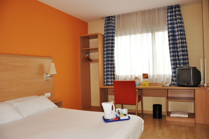 Imagen de la habitación del Hotel Travelodge Madrid Arturo Soria. Foto 7