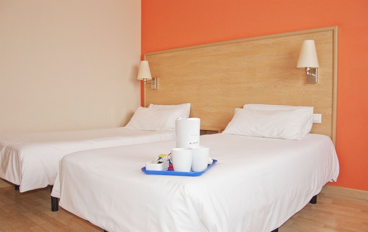 Imagen de la habitación del Hotel Travelodge Madrid Arturo Soria. Foto 10