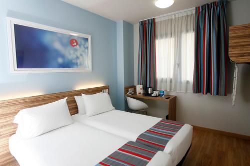 Imagen de la habitación del Hotel Travelodge Madrid Metropolitano. Foto 3