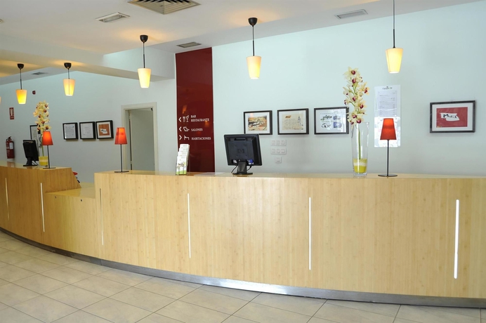 Imagen de los interiores del Hotel Travelodge Murcia. Foto 10