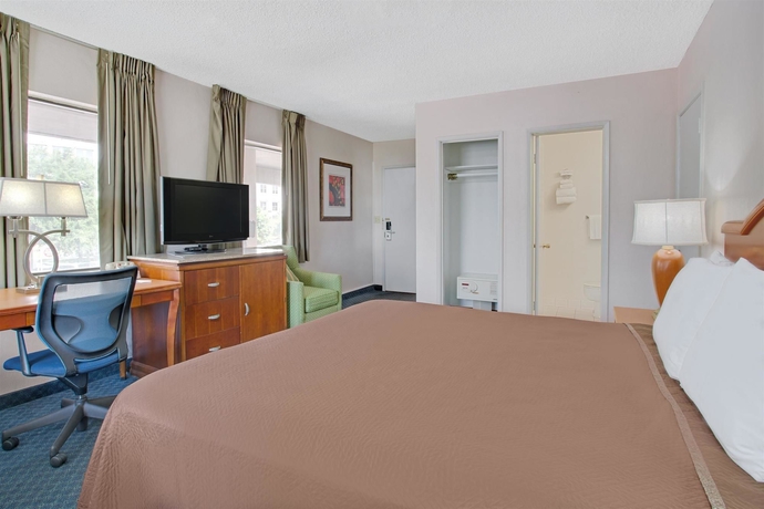 Imagen de la habitación del Hotel Travelodge Orlando Downtown Centroplex. Foto 8