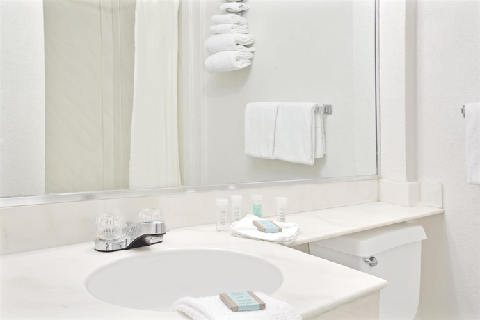Imagen de la habitación del Hotel Travelodge Orlando Downtown Centroplex. Foto 10