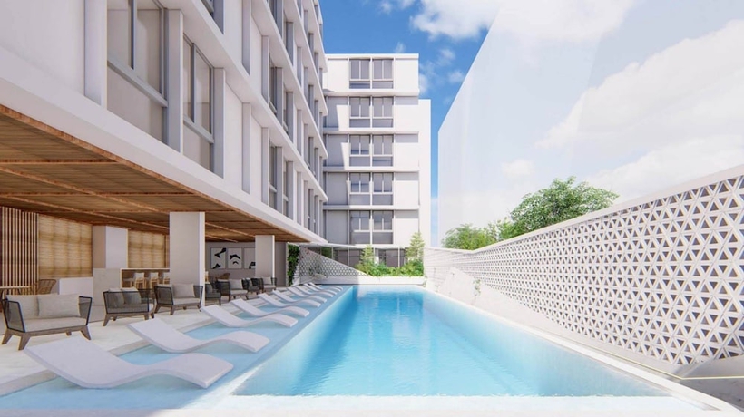 Imagen de la piscina del Hotel Travelodge Phuket Town. Foto 18