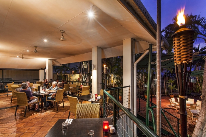 Imagen del bar/restaurante del Hotel Travelodge Resort Darwin. Foto 3