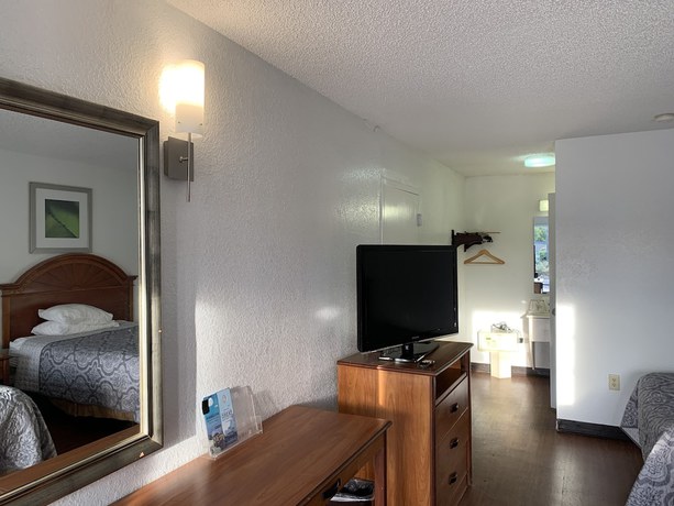 Imagen de la habitación del Hotel Travelodge Suites By Wyndham Macclenny/i-10. Foto 17