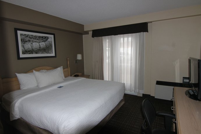 Imagen de la habitación del Hotel Travelodge Suites By Wyndham Moncton. Foto 3