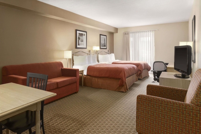 Imagen de la habitación del Hotel Travelodge Suites By Wyndham Saint John. Foto 9
