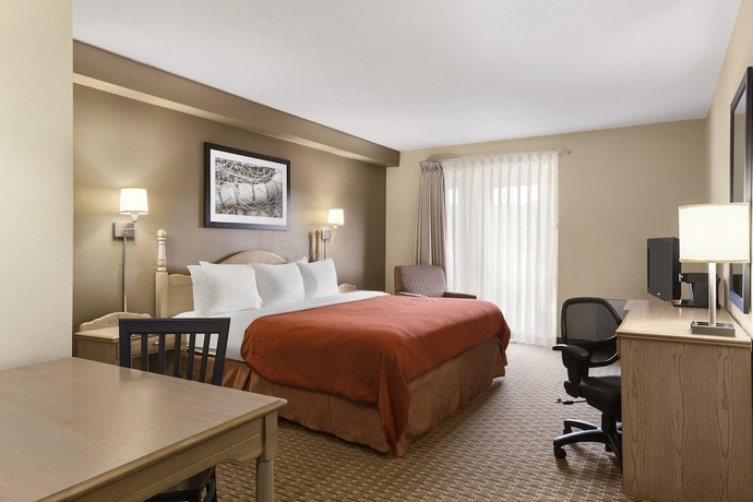 Imagen de la habitación del Hotel Travelodge Suites By Wyndham Saint John. Foto 13