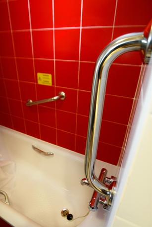 Imagen de la habitación del Hotel Travelodge Valencia Aeropuerto. Foto 13