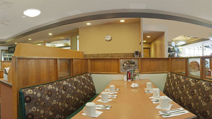 Imagen del bar/restaurante del Hotel Travelodge by Wyndham Abbotsford Bakerview. Foto 3