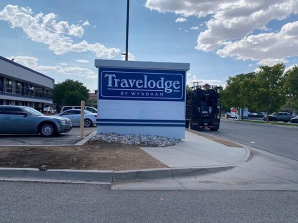 Imagen de los exteriores del Hotel Travelodge by Wyndham Albuquerque West. Foto 9