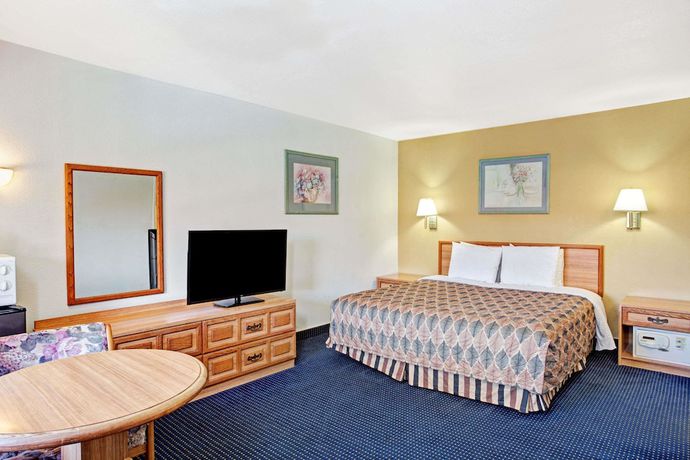 Imagen de la habitación del Hotel Travelodge by Wyndham Banning CA Near Casino/Outlet Mall. Foto 2