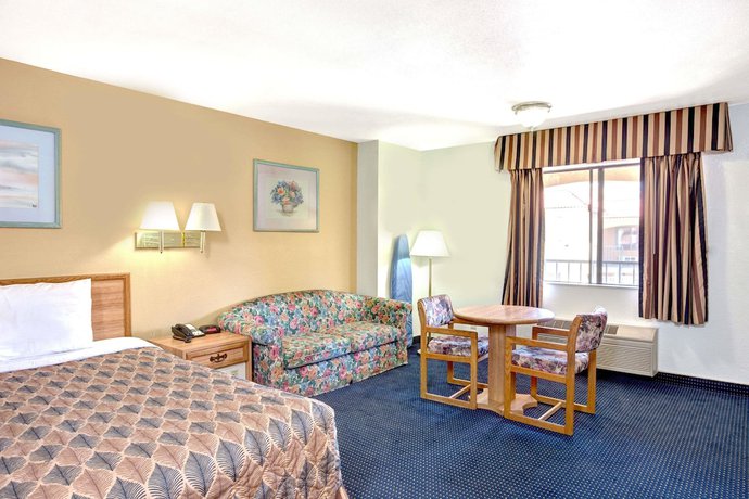 Imagen de la habitación del Hotel Travelodge by Wyndham Banning CA Near Casino/Outlet Mall. Foto 10