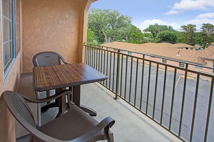 Imagen de la habitación del Hotel Travelodge by Wyndham Bishop. Foto 10