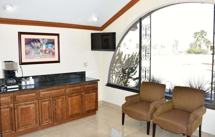 Imagen de los interiores del Hotel Travelodge by Wyndham Blythe. Foto 16