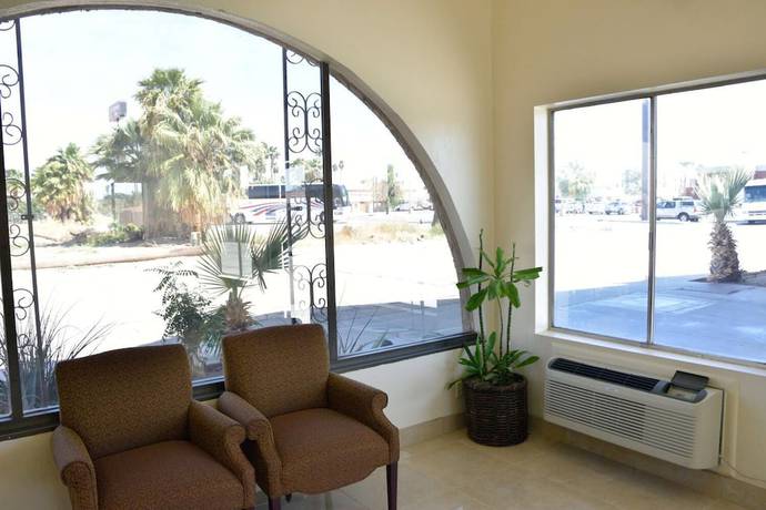 Imagen de los interiores del Hotel Travelodge by Wyndham Blythe. Foto 19