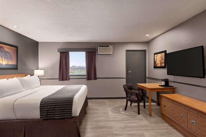 Imagen de la habitación del Hotel Travelodge by Wyndham Brandon. Foto 4