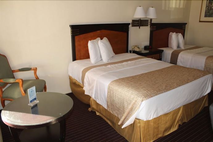 Imagen de la habitación del Hotel Travelodge by Wyndham Buena Park. Foto 9