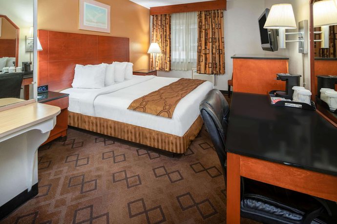Imagen de la habitación del Hotel Travelodge by Wyndham Burbank-Glendale. Foto 13