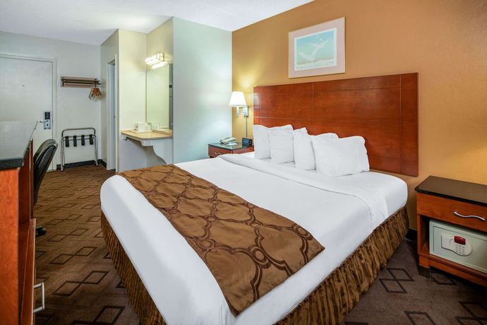 Imagen de la habitación del Hotel Travelodge by Wyndham Burbank-Glendale. Foto 14
