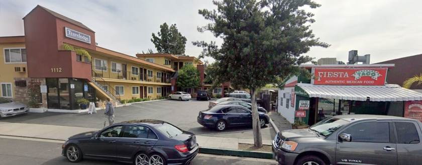 Imagen del bar/restaurante del Hotel Travelodge by Wyndham Burbank-Glendale. Foto 3
