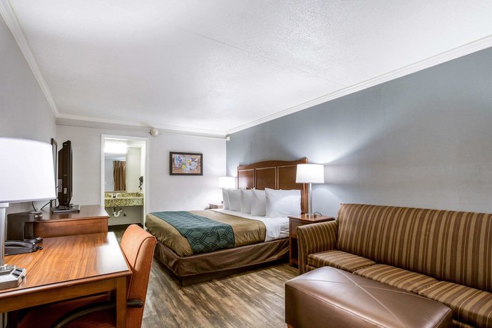 Imagen de la habitación del Hotel Travelodge by Wyndham Canton/Livonia Area, MI. Foto 5