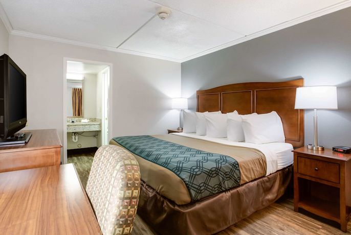 Imagen de la habitación del Hotel Travelodge by Wyndham Canton/Livonia Area, MI. Foto 6