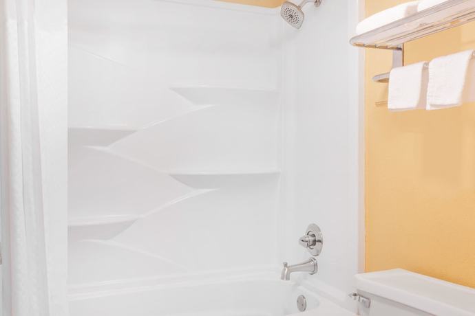 Imagen de la habitación del Hotel Travelodge by Wyndham Chattanooga/Hamilton Place. Foto 10